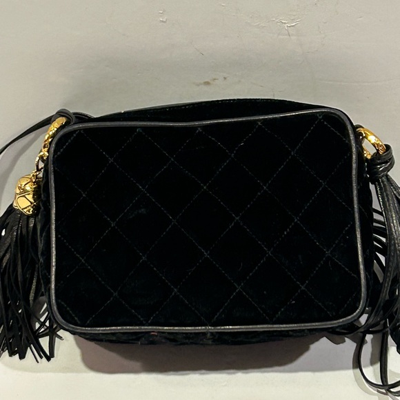 Vintage Chanel Black Velvet Bag - Picture 5 of 9